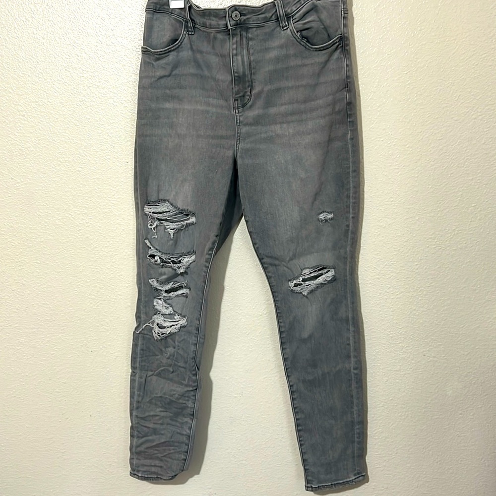 Gray ripped skinny jeans